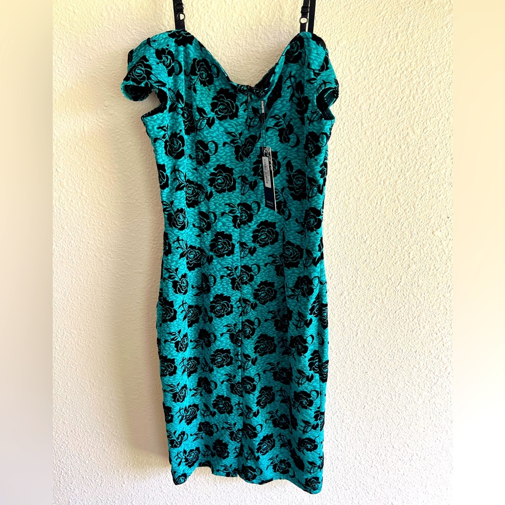 NWT! Rockabilly-style pencil dress!